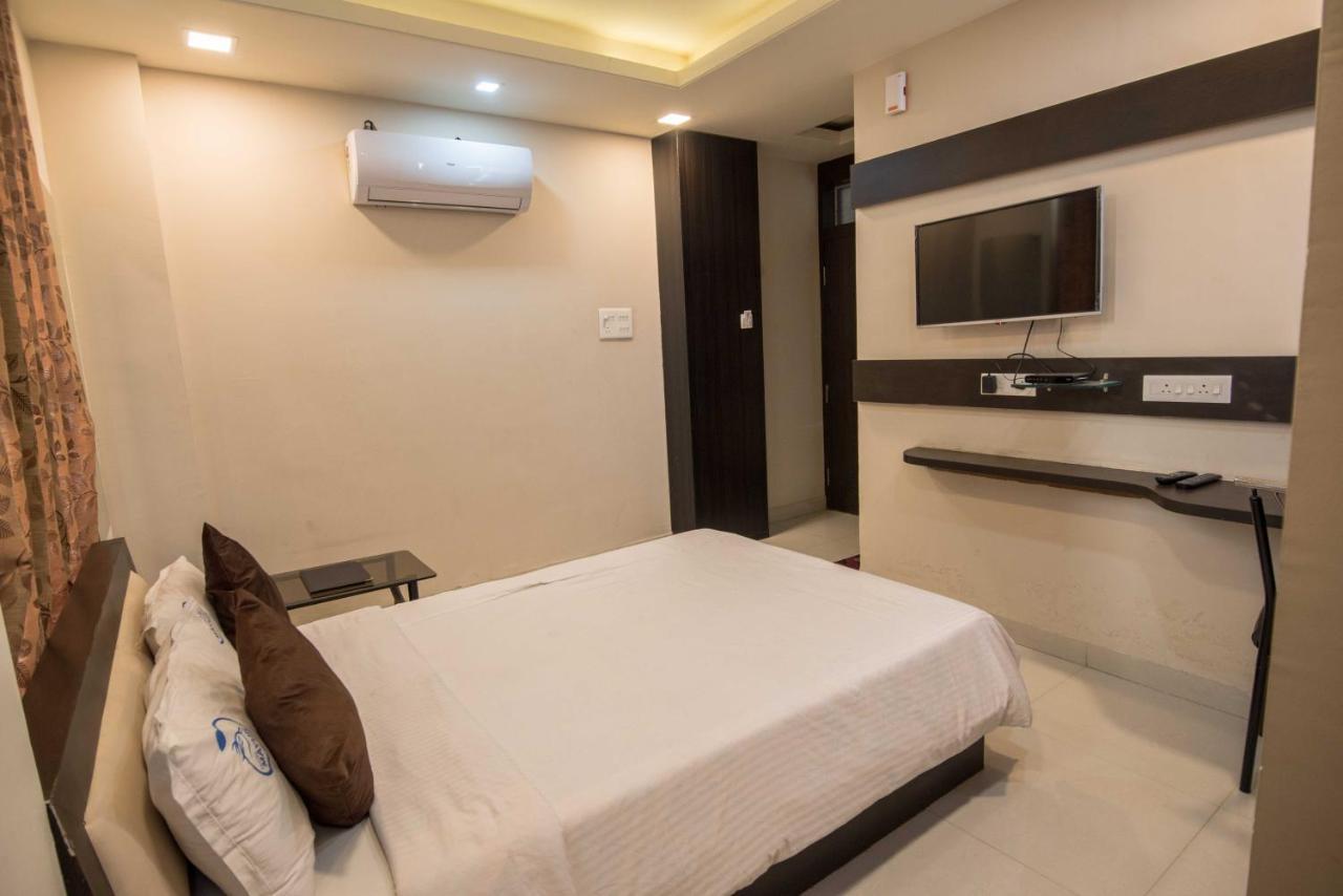 Hotel Mayur Palace Bhopal Dış mekan fotoğraf