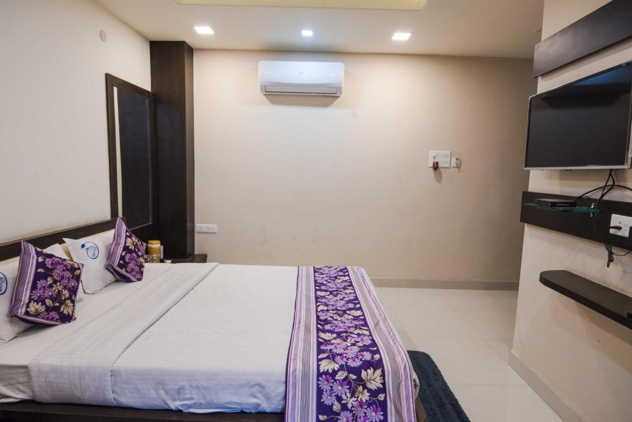 Hotel Mayur Palace Bhopal Dış mekan fotoğraf